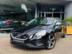 Zwart Gebruikt 2012 Volvo V60 R-Design Stationwagen | € 5.299 (Eerlijke prijs)