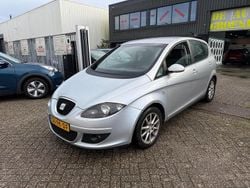 Grijs Gebruikt 2004 Seat Altea Stylance MPV | € 450 (Goede deal)