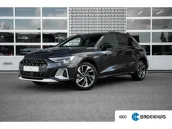 Grijs Gebruikt 2025 Audi A3 Advanced Hatchback | € 46.900