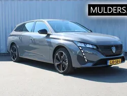 Grijs Gebruikt 2024 Peugeot e-308 SW Style Stationwagen | € 27.945 (Duur)