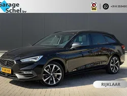 Zwart Gebruikt 2021 Seat Leon FR Stationwagen | € 21.950