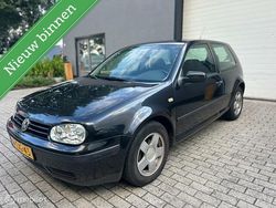 Zwart Gebruikt 1998 VW Golf IV Hatchback | € 999 (Eerlijke prijs)