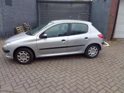 Grijs Gebruikt 1999 Peugeot 206 Hatchback | € 1.250 (Eerlijke prijs)