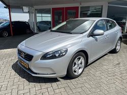 Grijs Gebruikt 2016 Volvo V40 Stationwagen | € 15.950 (Goede deal)