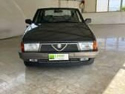 Blauwblu Gebruikt 1987 Alfa Romeo 75 Sedan | € 8.990