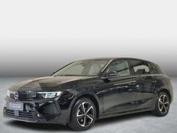 Zwart Gebruikt 2024 Opel Astra Edition Hatchback | € 25.899 (Eerlijke prijs)