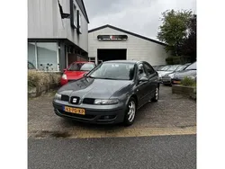 Grijs Gebruikt 2004 Seat Toledo Sport Sedan | € 895 (Goede deal)