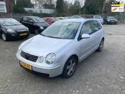 Grijs Gebruikt 2004 VW Polo Hatchback | € 1.450 (Eerlijke prijs)
