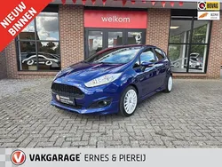 Blauw Gebruikt 2017 Ford Fiesta Titanium Hatchback | € 6.000 (Super prijs)