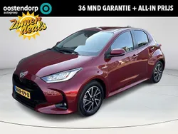 Rood Gebruikt 2021 Toyota Yaris Hybrid Hatchback | € 21.875 (Eerlijke prijs)