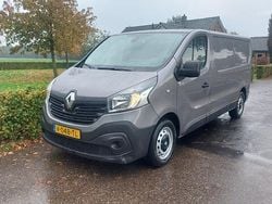 Grijs Gebruikt 2018 Renault Trafic Komfort Van | € 5.950