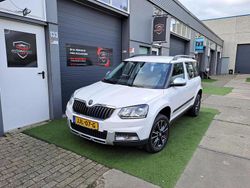 Wit (metallic) Gebruikt 2014 Skoda Yeti Active SUV | € 11.250 (Super prijs)