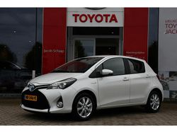 Wit Gebruikt 2014 Toyota Yaris Limited Hatchback | € 10.999 (Eerlijke prijs)