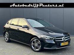 Zwart Gebruikt 2019 Mercedes B180 MPV | € 23.950 (Iets duurder)