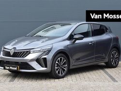 Grijs Gebruikt 2025 Renault Clio V Techno Hatchback | € 27.935