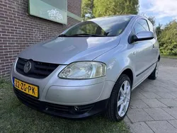 Grijs Gebruikt 2008 VW Fox Trendline Hatchback | € 2.245 (Eerlijke prijs)