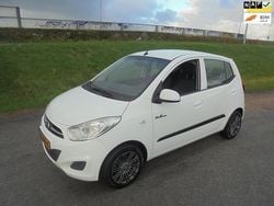 Wit Gebruikt 2013 Hyundai i10 Hatchback | € 4.850 (Eerlijke prijs)