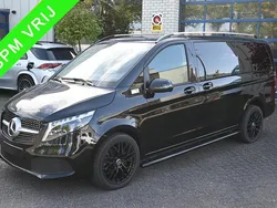 Zwart Gebruikt 2023 Mercedes V250 MPV | € 58.950 (Eerlijke prijs)