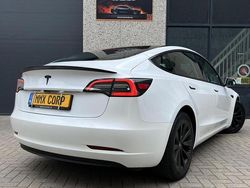 Wit Gebruikt 2022 Tesla Model 3 Standard Range Sedan | € 28.999 (Eerlijke prijs)