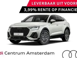 Zilver, metallic lak Nieuw 2025 Audi Q3 Sportback Competition SUV | € 61.900 (Iets duurder)