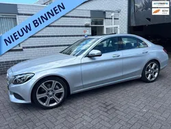 Grijs Gebruikt 2016 Mercedes C300 Prestige Sedan | € 23.450 (Eerlijke prijs)