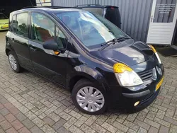 Zwart Gebruikt 2005 Renault Modus MPV | € 1.299 (Iets duurder)