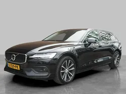Zwart Gebruikt 2020 Volvo V60 Business Edition Stationwagen | € 20.950 (Super prijs)