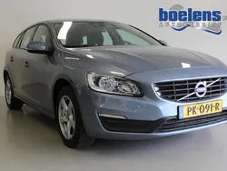 Blauw Gebruikt 2017 Volvo V60 Stationwagen | € 14.987 (Goede deal)