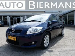 Blauw, metallic lak Gebruikt 2007 Toyota Auris Luna Hatchback | € 3.450 (Eerlijke prijs)
