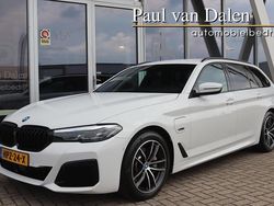 Wit Gebruikt 2021 BMW 530e M Sport Stationwagen | € 33.920 (Goede deal)
