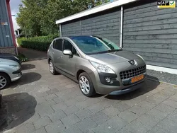 Grijs Gebruikt 2011 Peugeot 3008 S MPV | € 4.849 (Iets duurder)