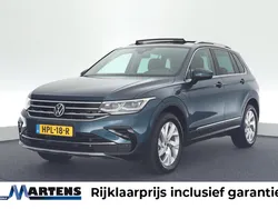 Blauw Gebruikt 2023 VW Tiguan Elegance SUV | € 37.899 (Eerlijke prijs)
