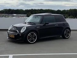 Zwart Gebruikt 2004 Mini Cooper S Hatchback | € 8.499