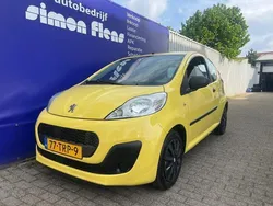 Geel Gebruikt 2012 Peugeot 107 Access Hatchback | € 3.445 (Eerlijke prijs)