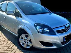 Zilver Gebruikt 2010 Opel Zafira Selection MPV | € 5.500 (Duur)