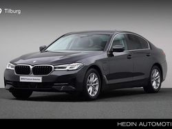 Grijs Gebruikt 2021 BMW 530e Comfort Edition Sedan | € 32.880 (Goede deal)