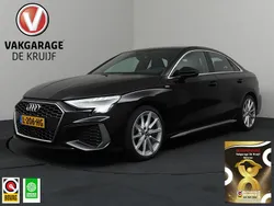 Zwart Gebruikt 2021 Audi A3 S-Line Sedan | € 27.045