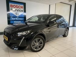 Zwart Gebruikt 2021 Peugeot e-208 Allure Hatchback | € 14.450 (Eerlijke prijs)