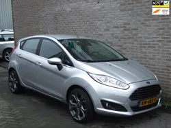 Grijs Gebruikt 2016 Ford Fiesta Titanium Hatchback | € 6.950 (Eerlijke prijs)