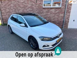 Wit Gebruikt 2018 VW Polo R-line Hatchback | € 16.995 (Eerlijke prijs)