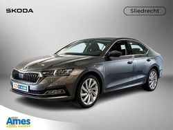 Grijs Nieuw 2025 Skoda Octavia Business Line Hatchback | € 29.995 (Goede deal)
