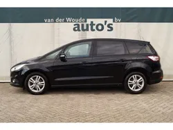 Zwart Gebruikt 2017 Ford S-MAX Business Edition MPV | € 18.900