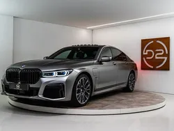 Grijs Gebruikt 2020 BMW 745e Executive Sedan | € 54.980 (Eerlijke prijs)