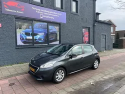 Grijs Gebruikt 2014 Peugeot 208 Access Hatchback | € 3.900 (Goede deal)