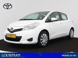 Wit Gebruikt 2014 Toyota Yaris Hatchback | € 9.445 (Eerlijke prijs)