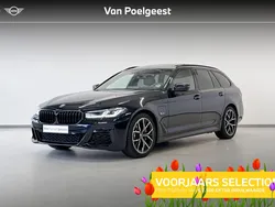 M carbonschwarz Gebruikt 2024 BMW 530e M Sport Stationwagen | € 55.795 (Eerlijke prijs)