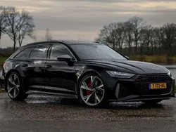 Zwart Gebruikt 2023 Audi RS6 Stationwagen | € 164.950 (Goede deal)