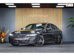 Grijs Gebruikt 2022 BMW 530 M Sport Sedan | € 40.950 (Super prijs)