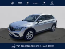 Grijs Gebruikt 2024 VW Tiguan Business SUV | € 44.990 (Super prijs)
