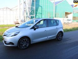 Grijs, metallic lak Gebruikt 2013 Renault Scénic III Bose Edition MPV | € 8.900 (Iets duurder)
